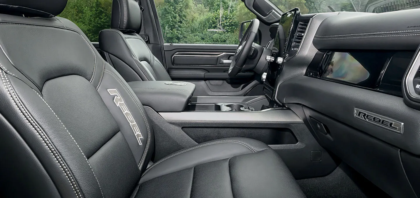 2026 Jeep Grand Cherokee lease deals near Belle Plaine, IA